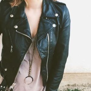 2 days to sell! Maria Haskell x UO Necklace